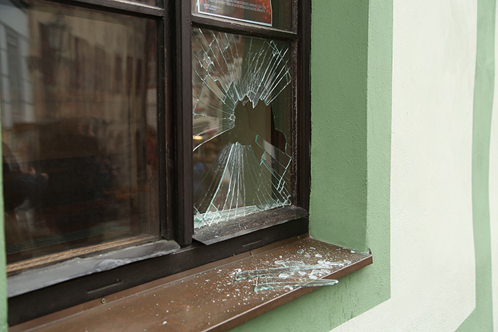 A2B Glass are able to board up broken windows while they are being repaired in Hoddesdon.